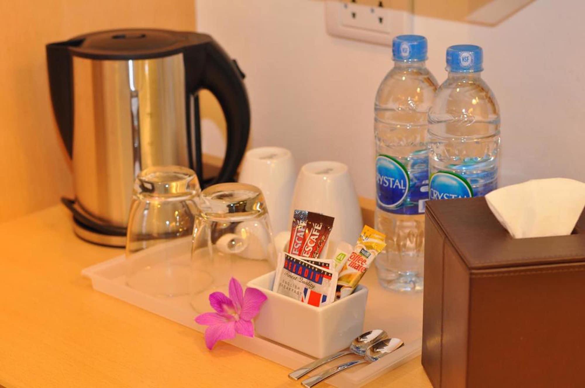 Iyarin @ Tuk Chang Hotel Bangkok Dış mekan fotoğraf