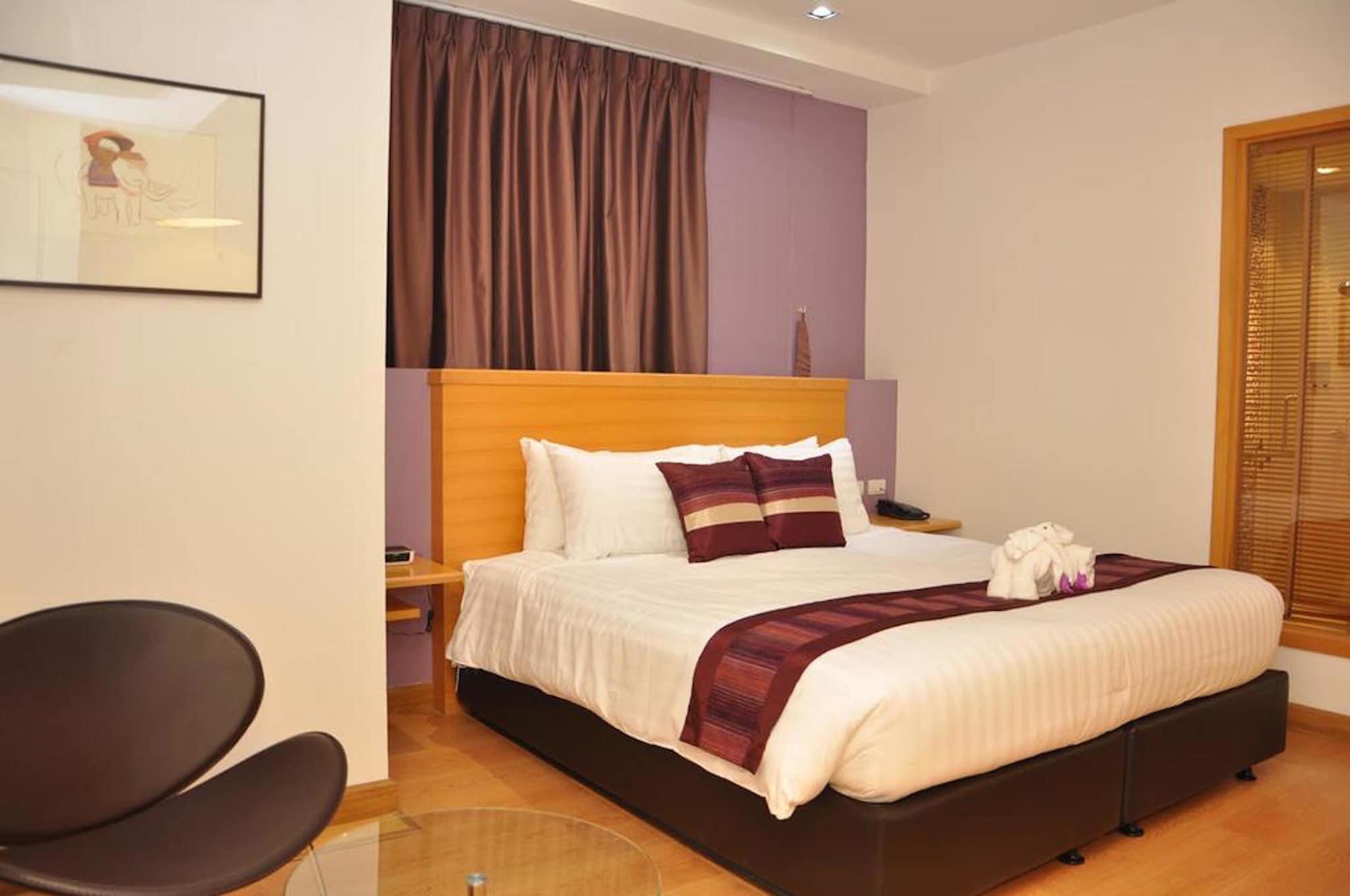 Iyarin @ Tuk Chang Hotel Bangkok Dış mekan fotoğraf