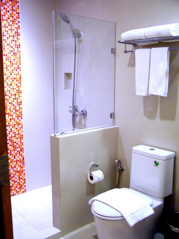 Iyarin @ Tuk Chang Hotel Bangkok Dış mekan fotoğraf