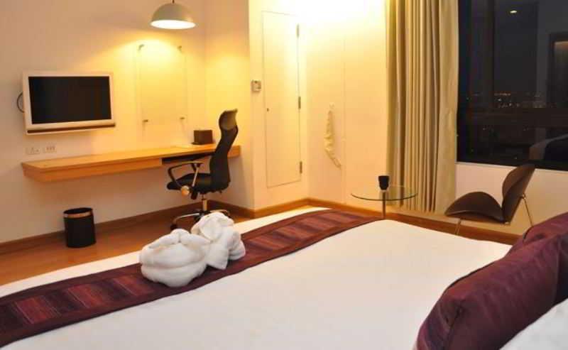Iyarin @ Tuk Chang Hotel Bangkok Dış mekan fotoğraf